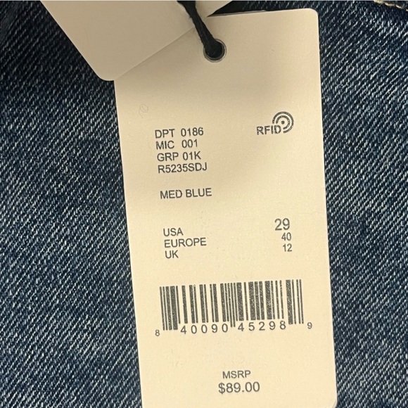 A loves A Straight Leg High Rise Jean NWT Medium Wash Size 29 - Picture 4 of 10